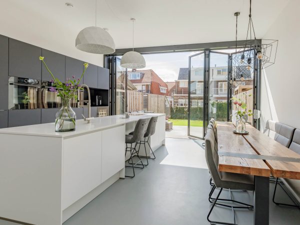 HF55 (191) Vouwdeur tussenwoning